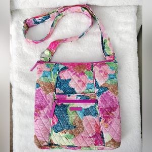 ✨SOLD✨Vera Bradley Super Bloom Crossbody Bag